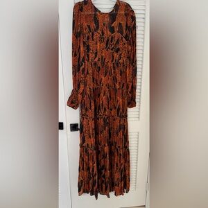 Elegant Orange and Black Patterned Dress